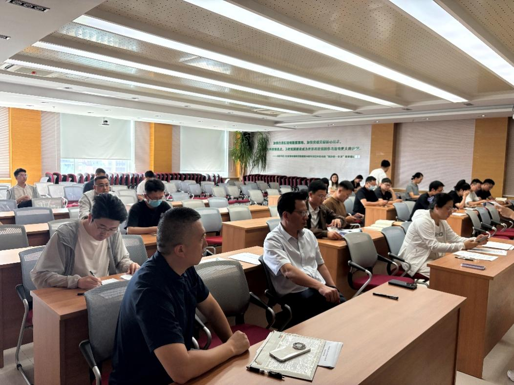 湿地第一党支部和湿地第二党支部开展联学共建主题党日活动