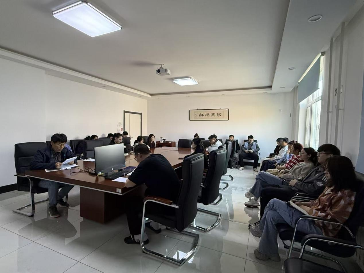 农业中心研究生党支部持续开展树立和践行正确政绩观学习教育